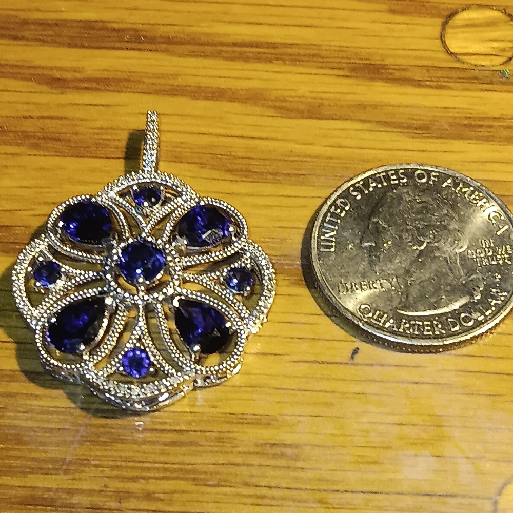 Natural Sapphire & Diamond Pendant